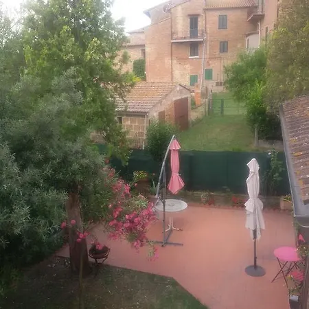 Una Terrazza Tra Due Laghi *