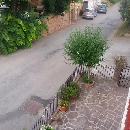 Una Terrazza Tra Due Laghi Villastrada (Umbria)
