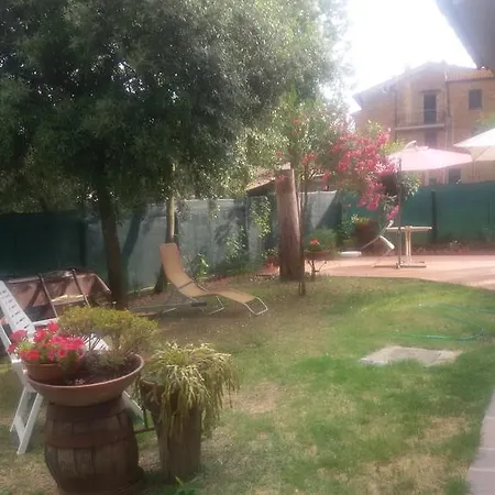 Una Terrazza Tra Due Laghi *